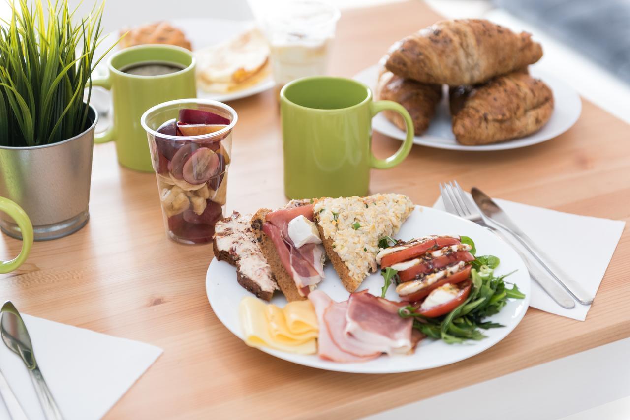 Aparthotel Tower Wroclaw Ngoại thất bức ảnh