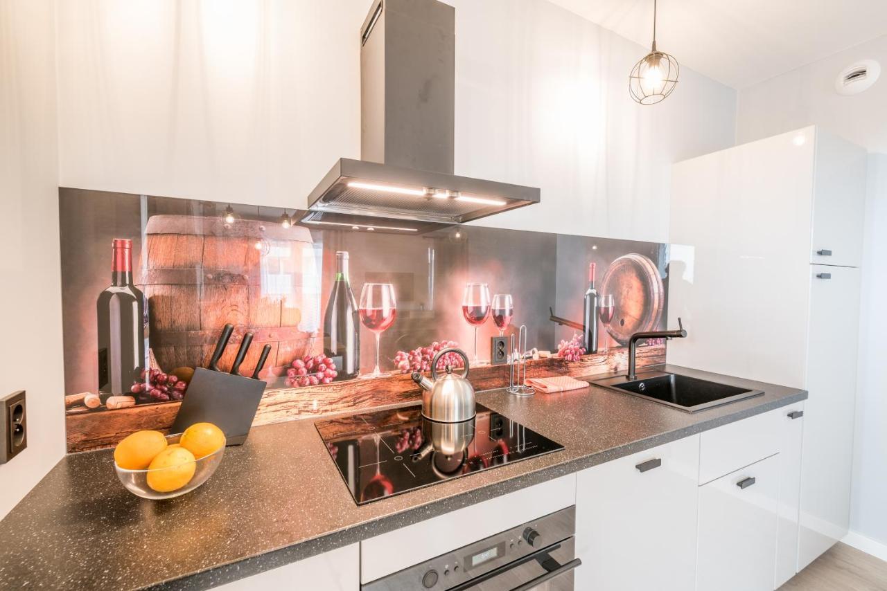 Aparthotel Tower Wroclaw Ngoại thất bức ảnh