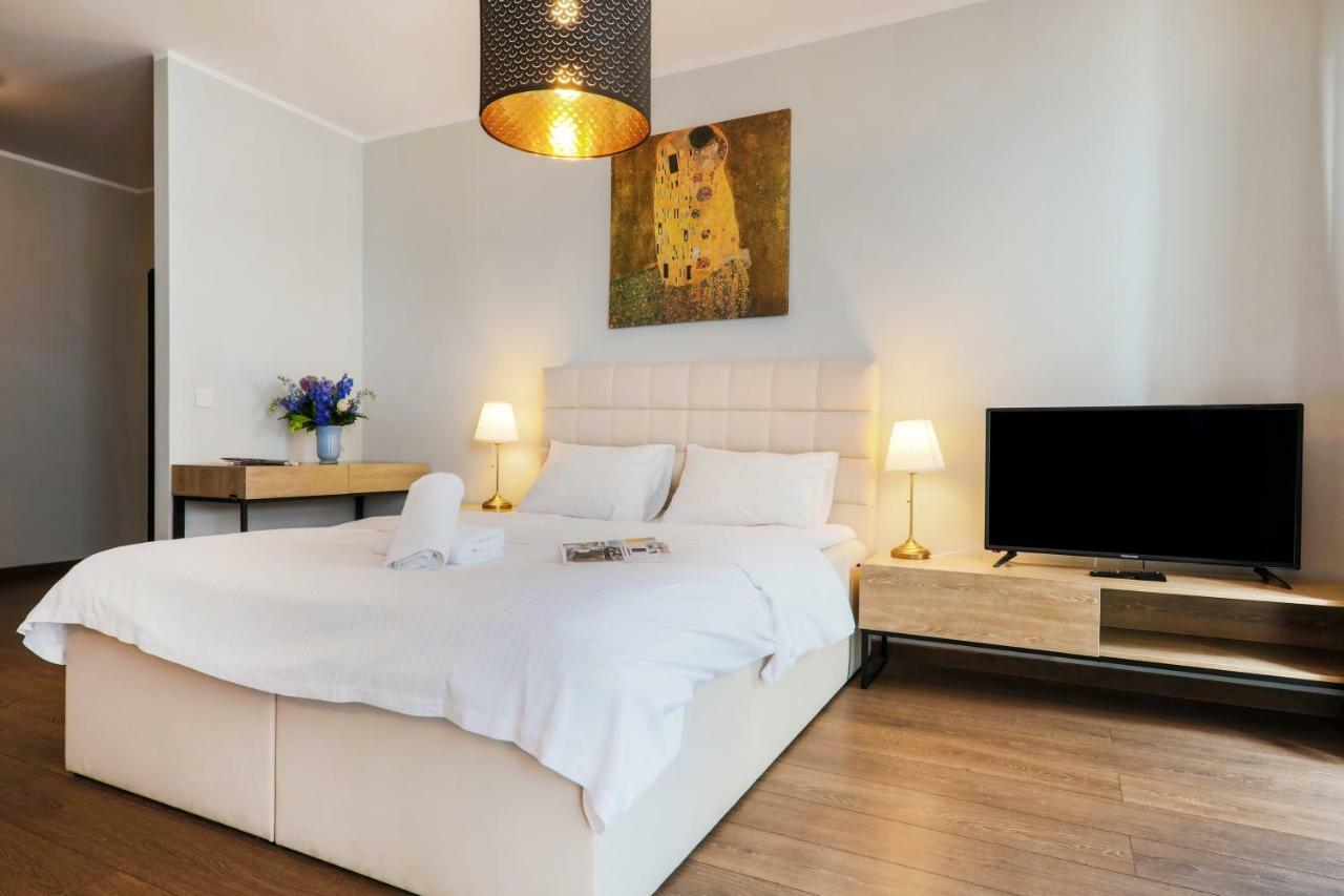 Aparthotel Tower Wroclaw Ngoại thất bức ảnh