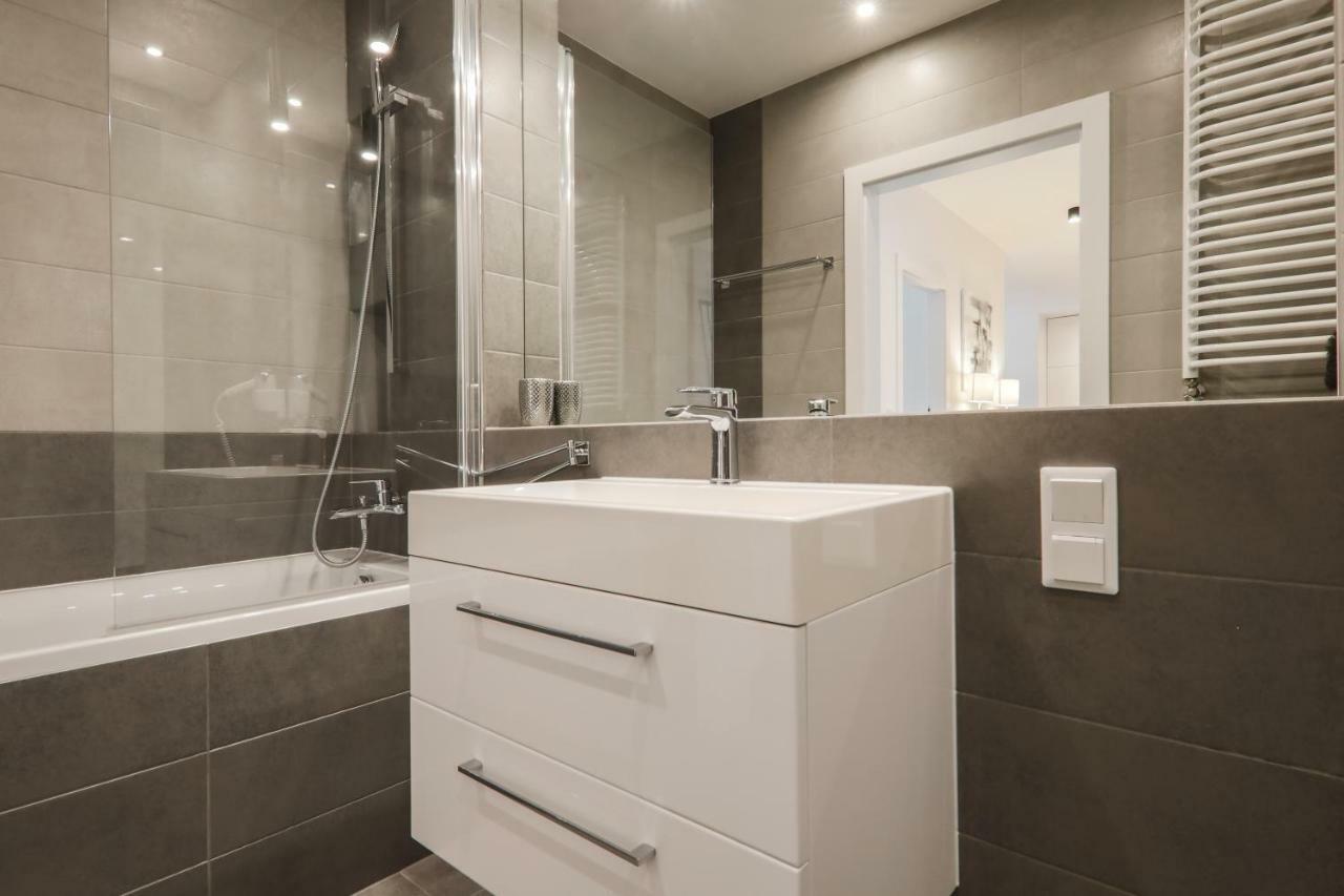 Aparthotel Tower Wroclaw Ngoại thất bức ảnh